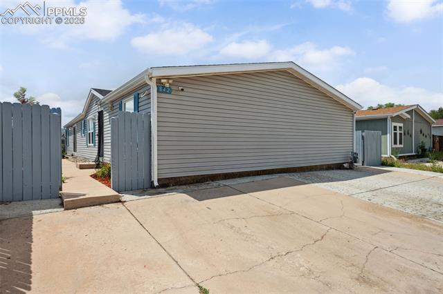 842 Desert Circle