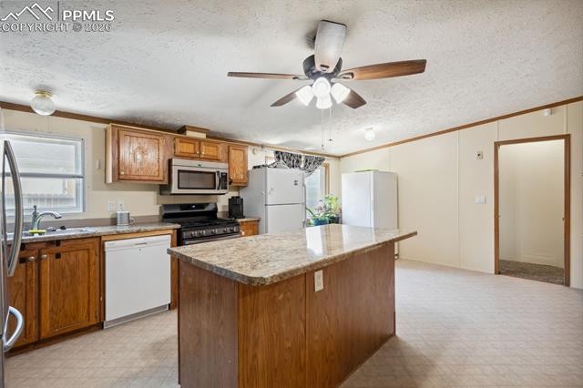 842 Desert Circle