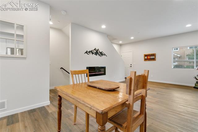 2220 E La Salle Street 103