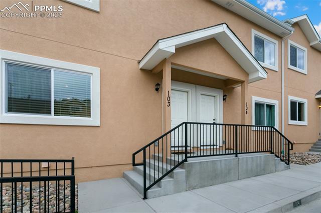 2220 E La Salle Street 103