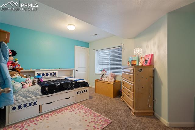 5420 Oak Spring Heights