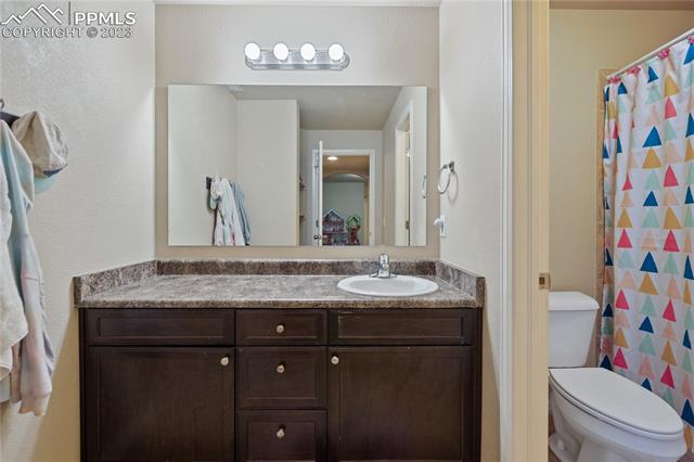 5420 Oak Spring Heights