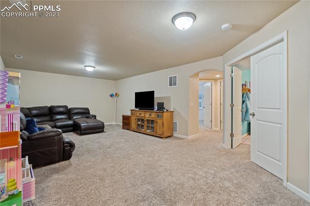 5420 Oak Spring Heights