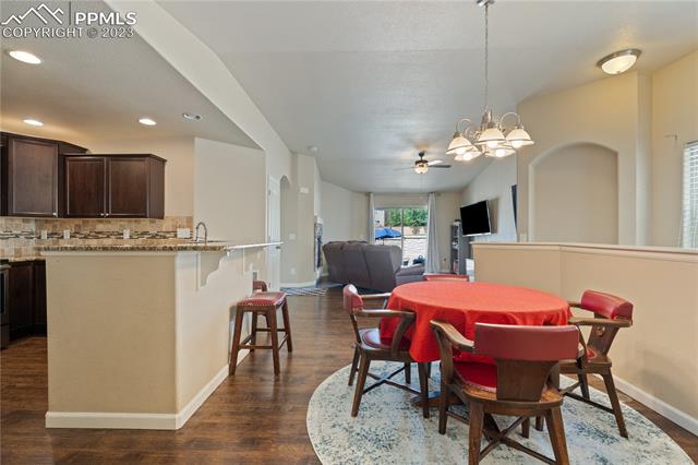 5420 Oak Spring Heights