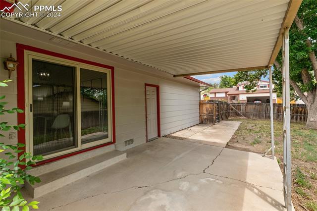 5439 Saddle Horn Avenue