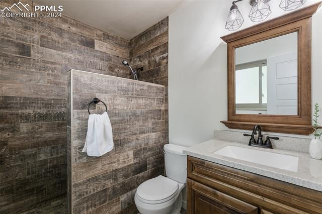 5439 Saddle Horn Avenue