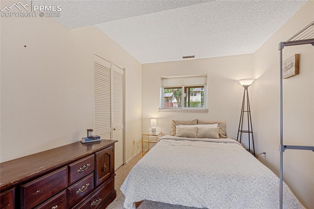 2885 Clarendon Drive