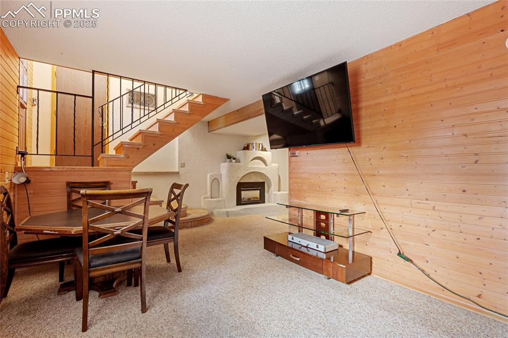 2885 Clarendon Drive