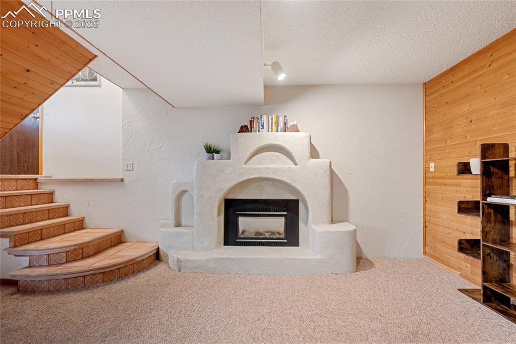 2885 Clarendon Drive