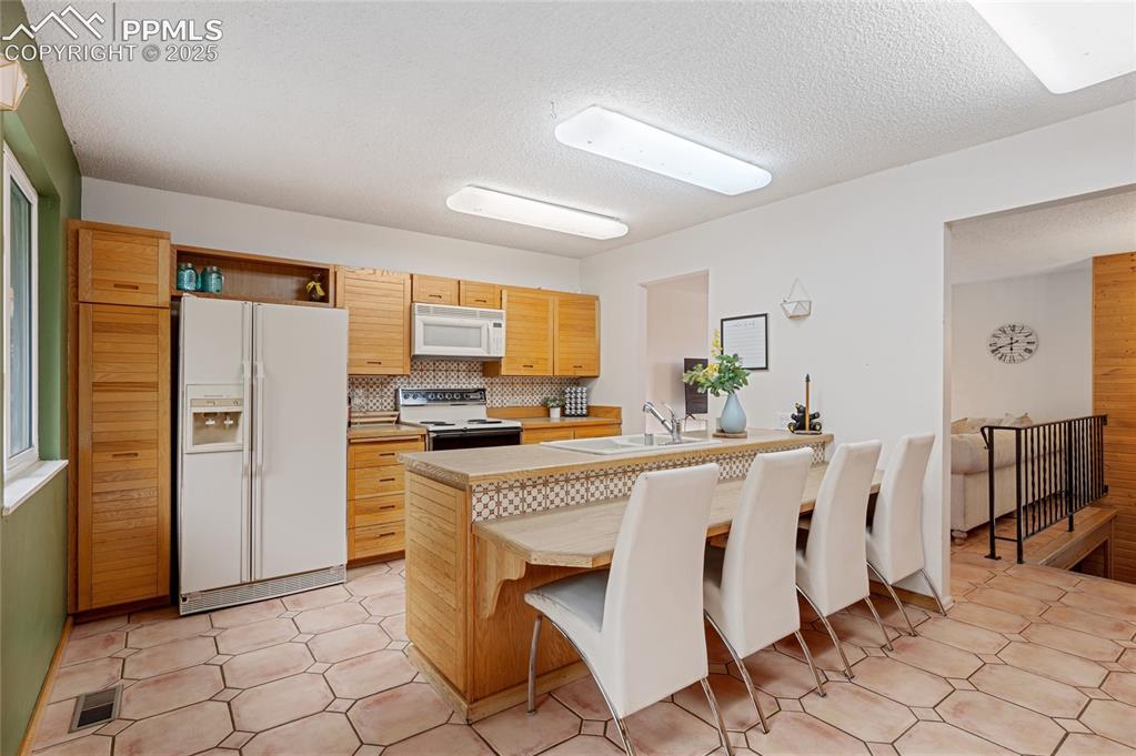 2885 Clarendon Drive