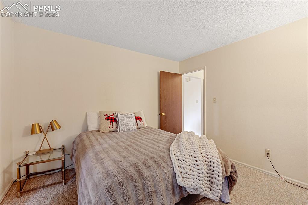 2885 Clarendon Drive