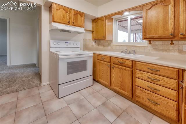 634 Raemar Drive