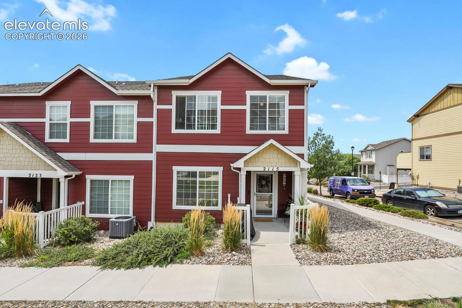 2115 St Claire Park Alley
