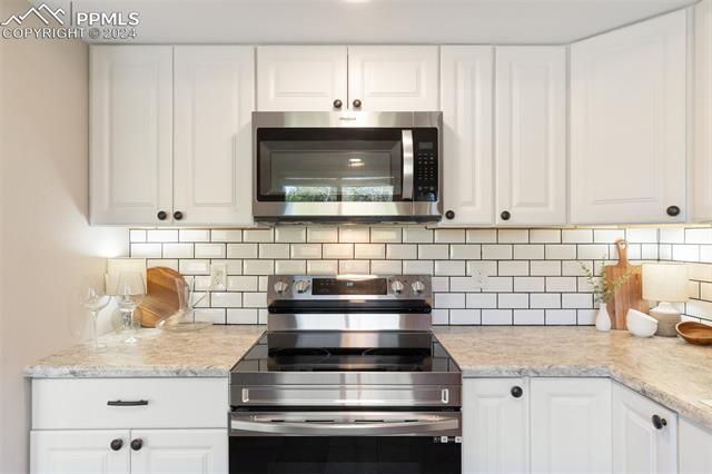 1819 Montezuma Drive