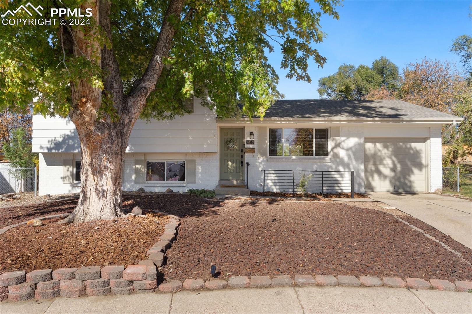 1819 Montezuma Drive