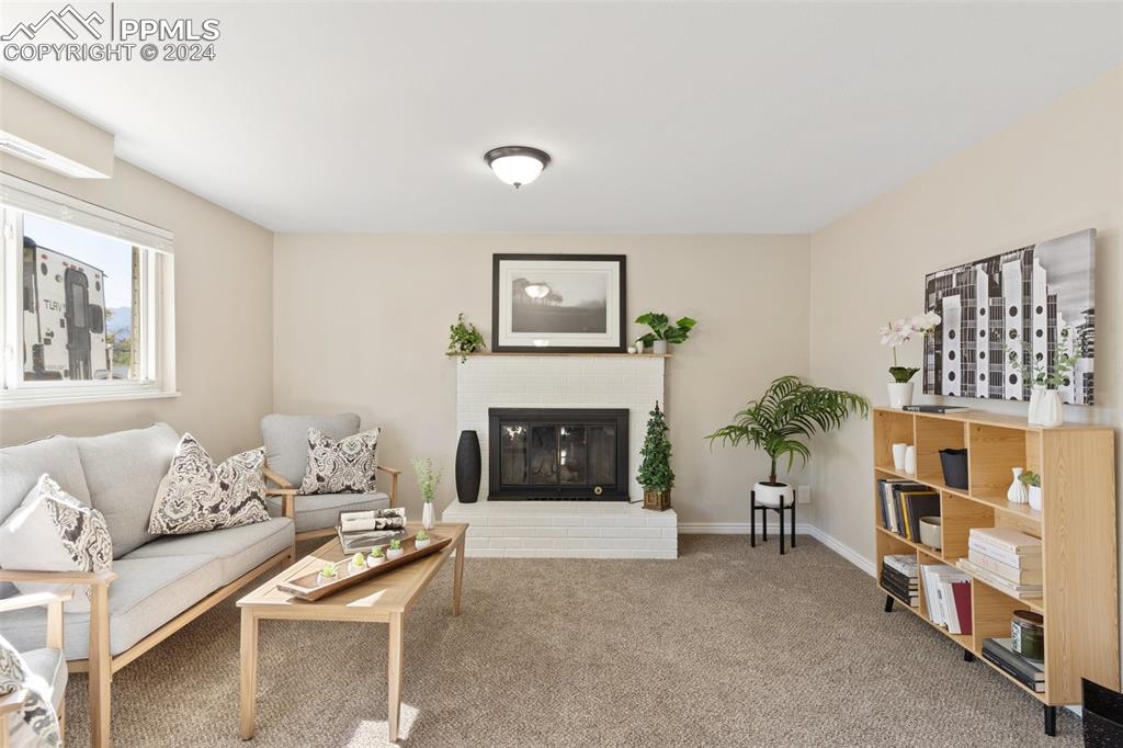 1819 Montezuma Drive