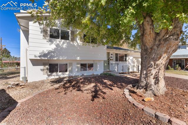 1819 Montezuma Drive