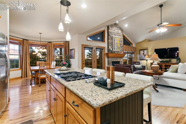 5470 ROUNDUP RIDGE Road