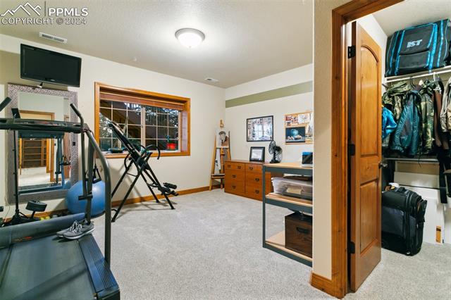 5470 ROUNDUP RIDGE Road