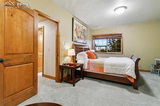 5470 ROUNDUP RIDGE Road