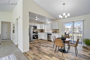 2410 Clarendon Drive