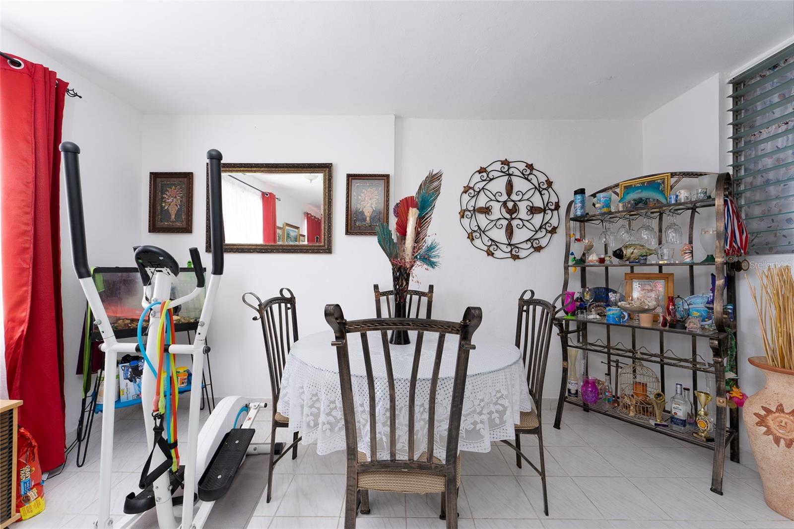 EW-1111 CALLE LUIS CORDOVA