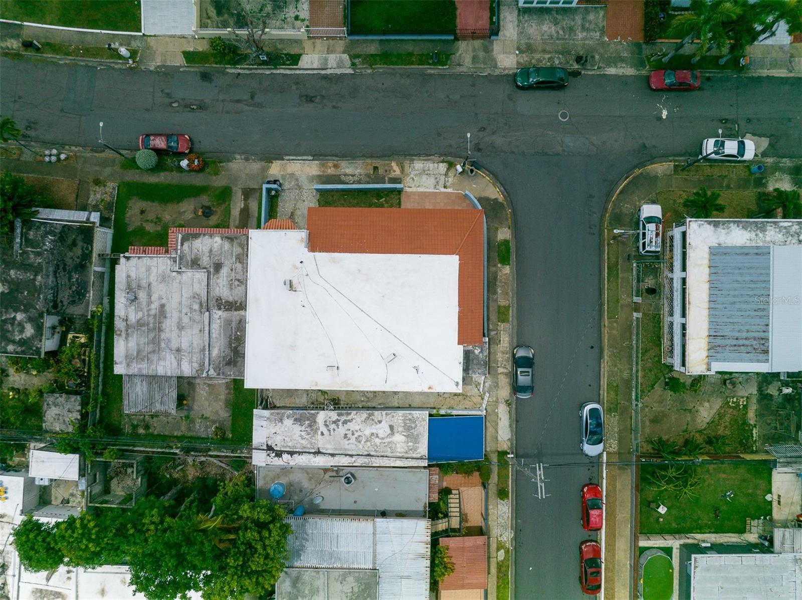 EW-1111 CALLE LUIS CORDOVA