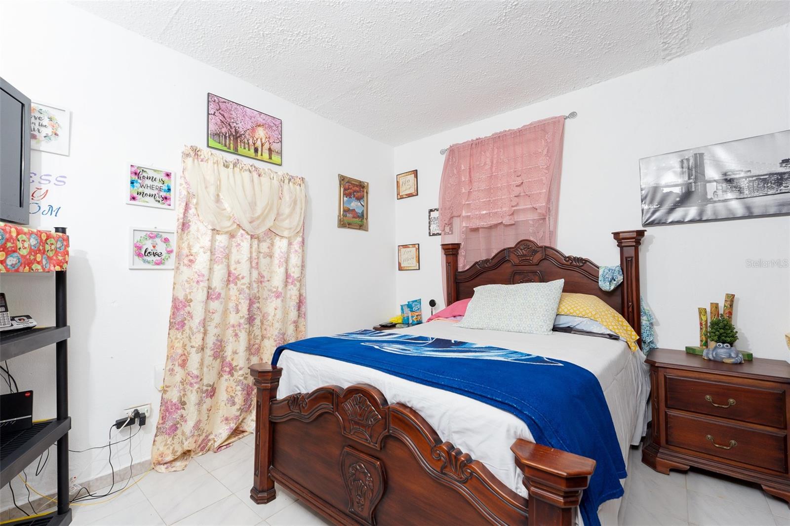 EW-1111 CALLE LUIS CORDOVA