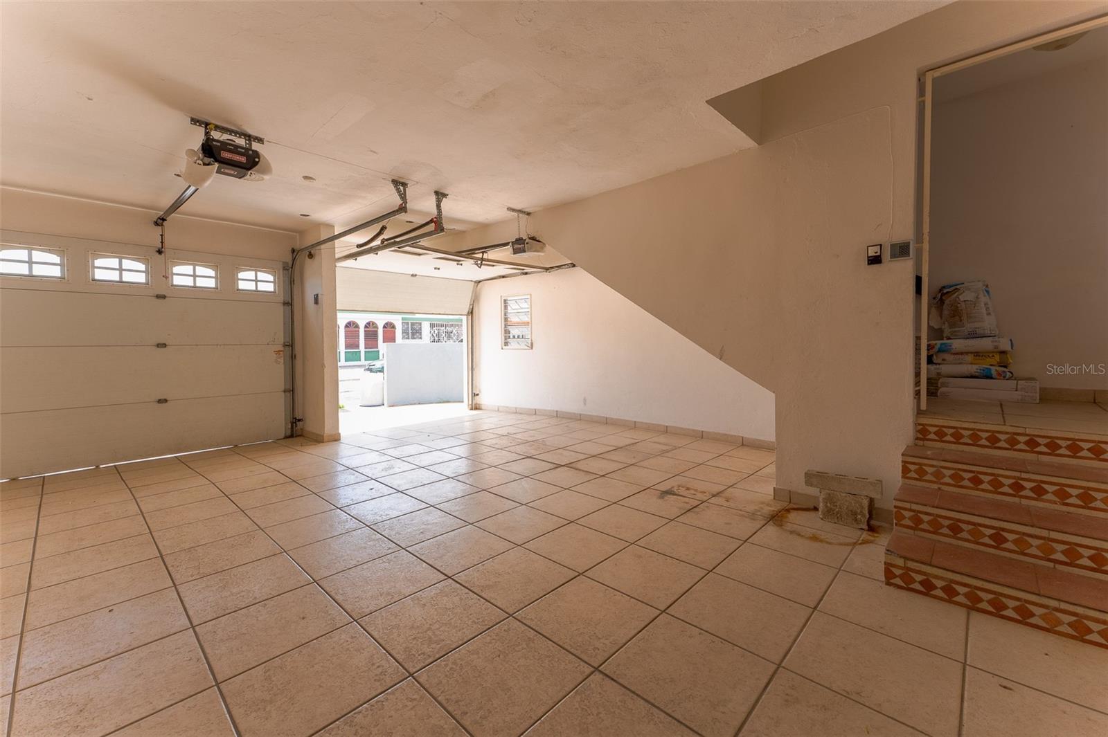 EW-1111 CALLE LUIS CORDOVA