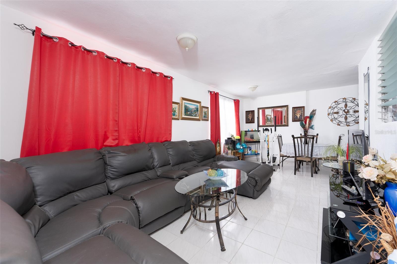 EW-1111 CALLE LUIS CORDOVA