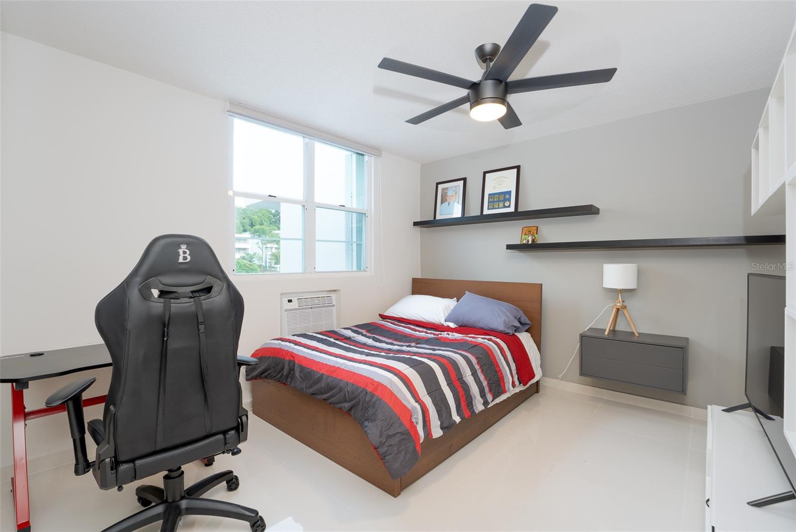 1500 AVE LOS ROMEROS #203