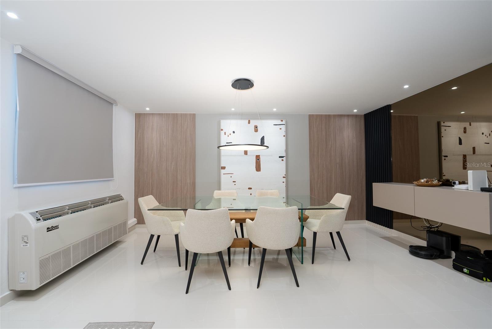 1500 AVE LOS ROMEROS #203