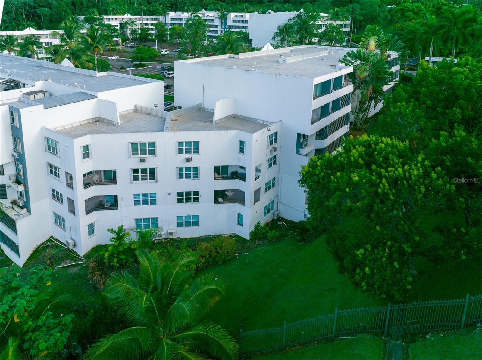 1500 AVE LOS ROMEROS #203