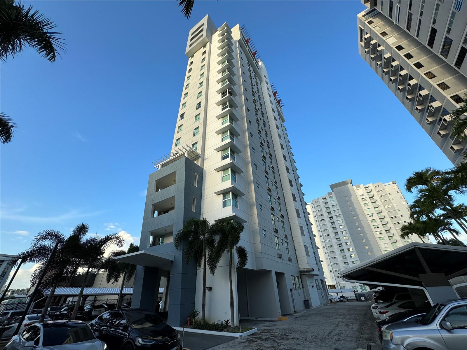 H31 SAN PATRICIO AVE #10A