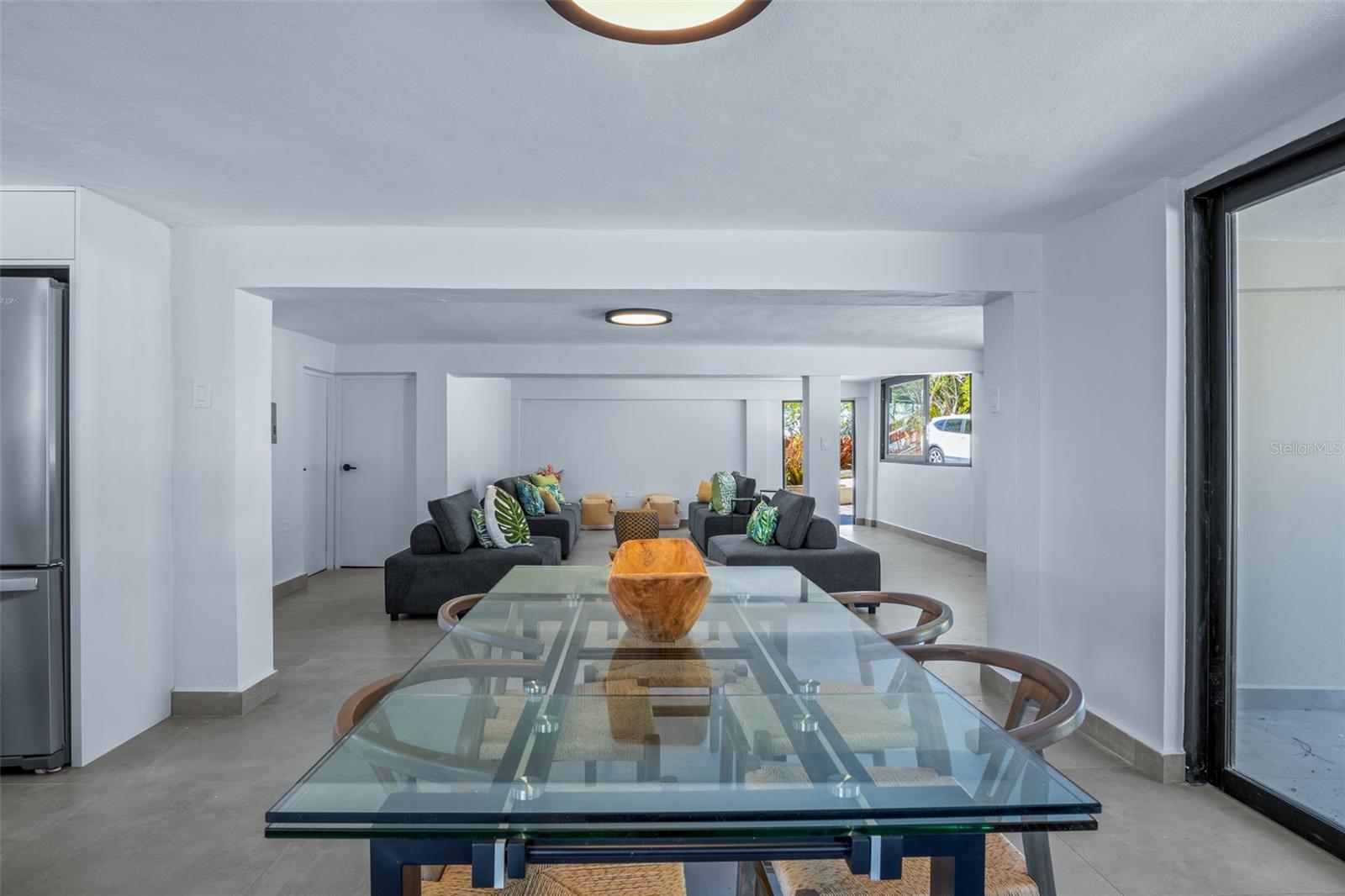 186 9.2 INT. AÑORANZAS DE CUBUY