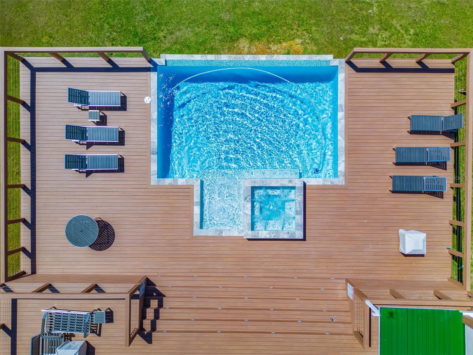 186 9.2 INT. AÑORANZAS DE CUBUY