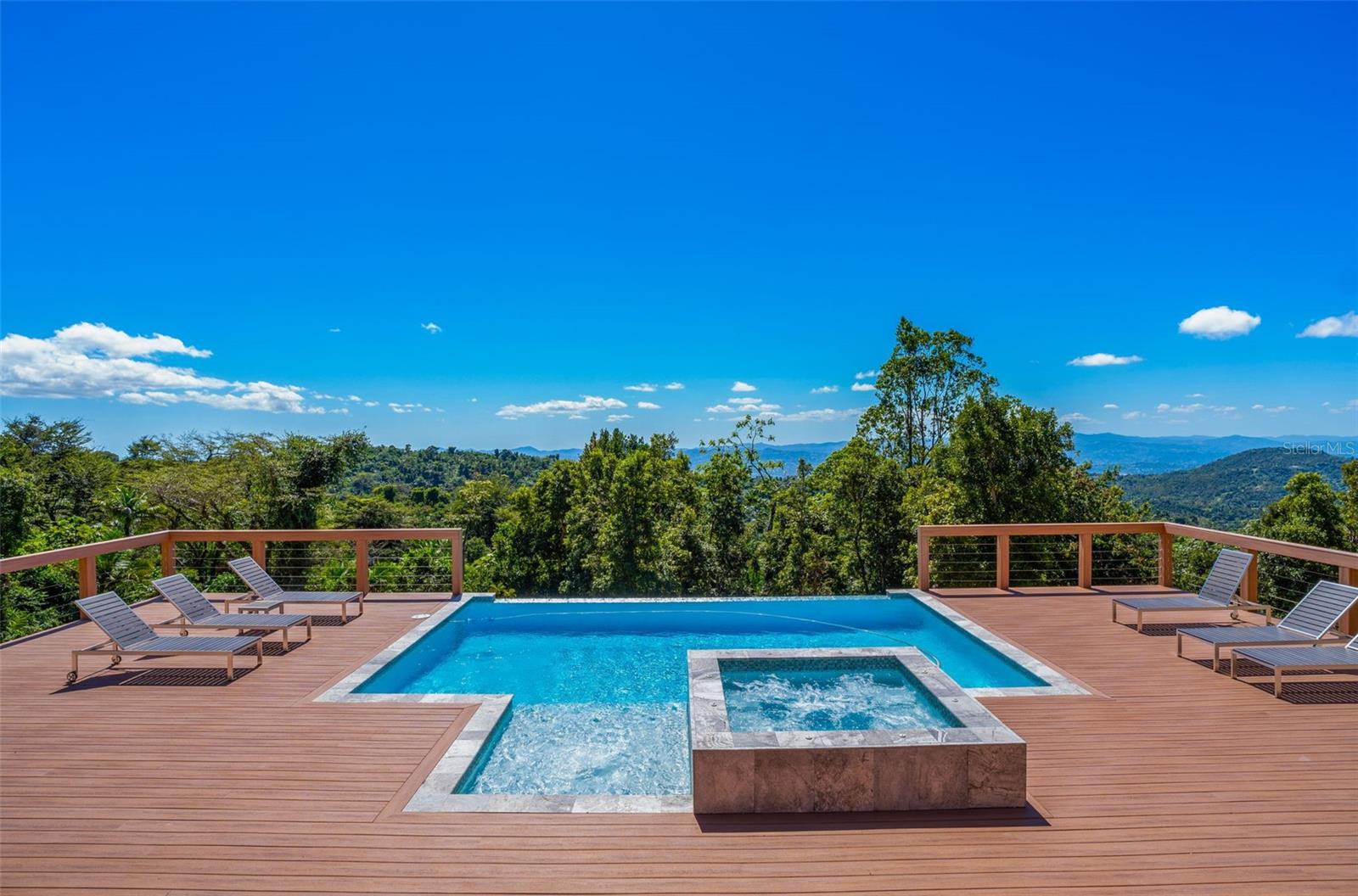 186 9.2 INT. AÑORANZAS DE CUBUY