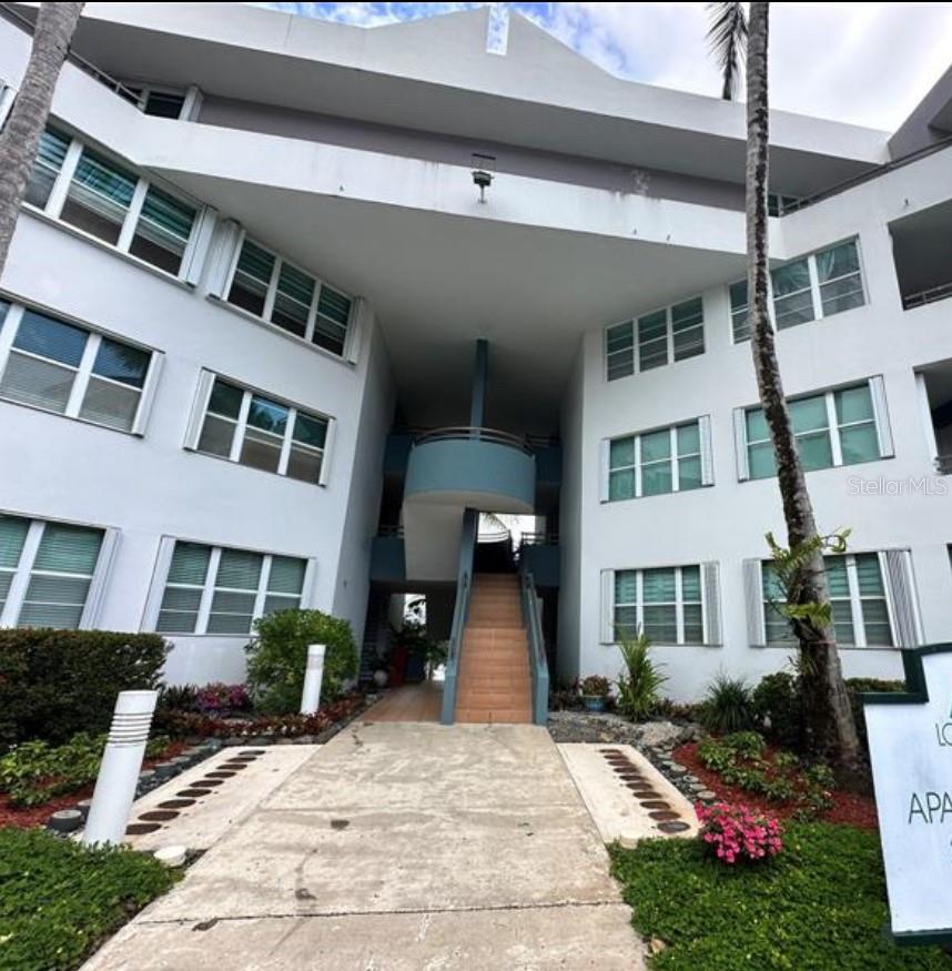 1500 AVENIDA LOS ROMEROS #916