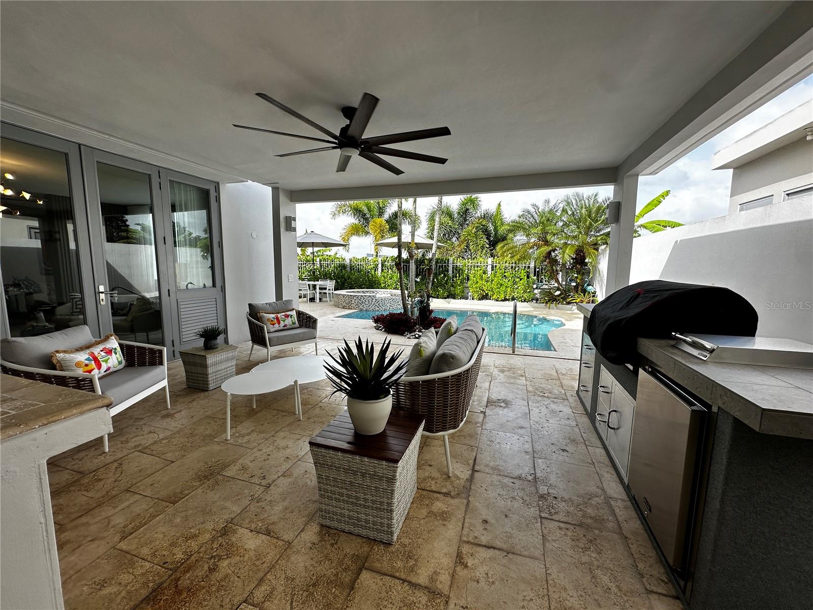 Senderos en Montehiedra AMBAR #86