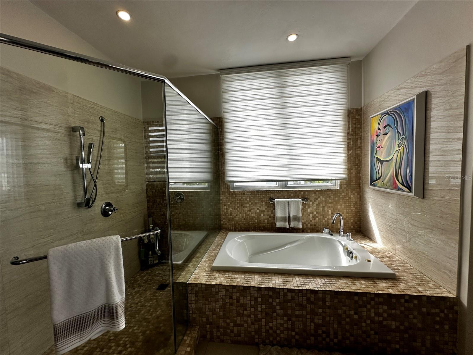 Senderos en Montehiedra AMBAR #86