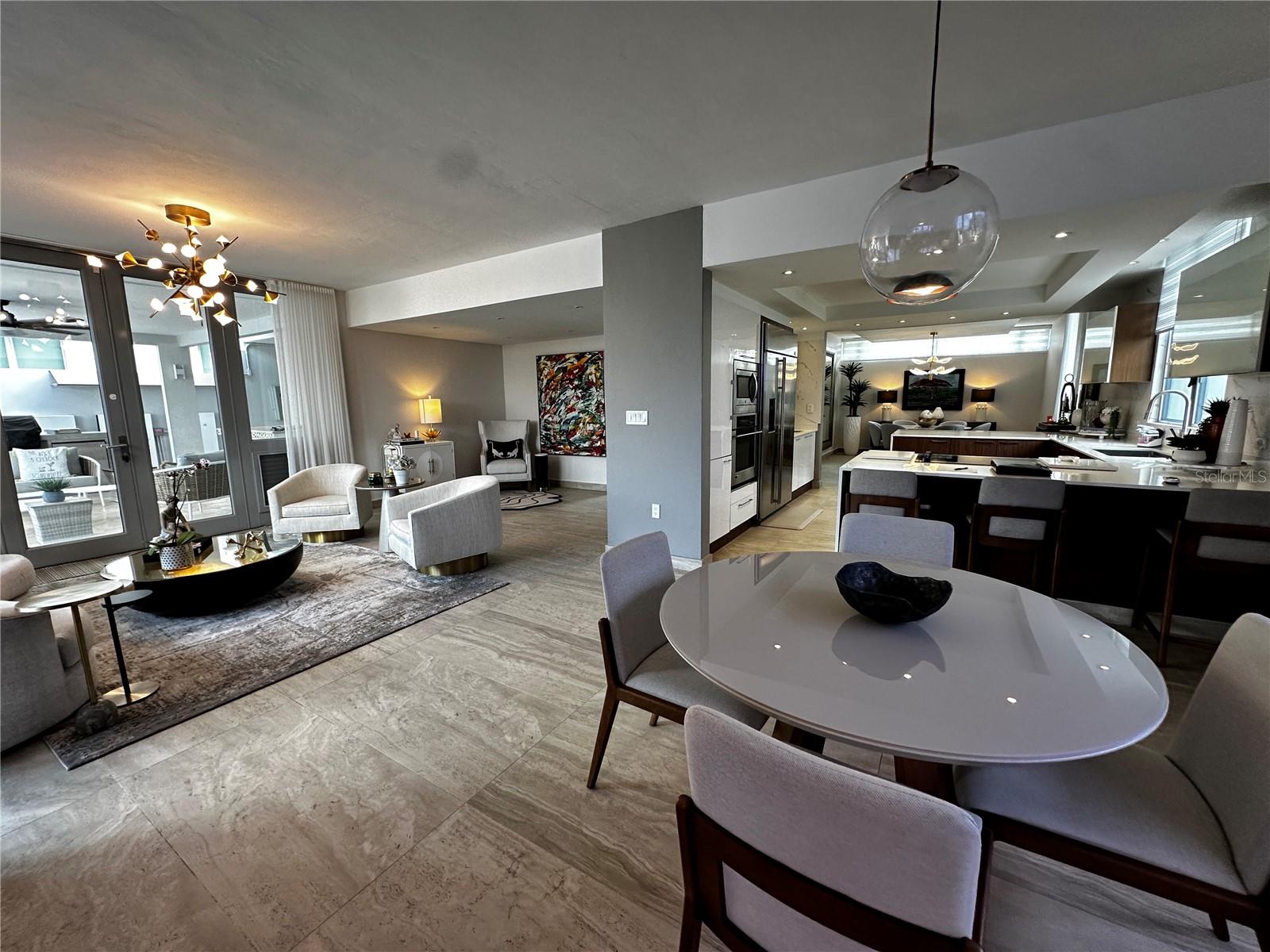 Senderos en Montehiedra AMBAR #86