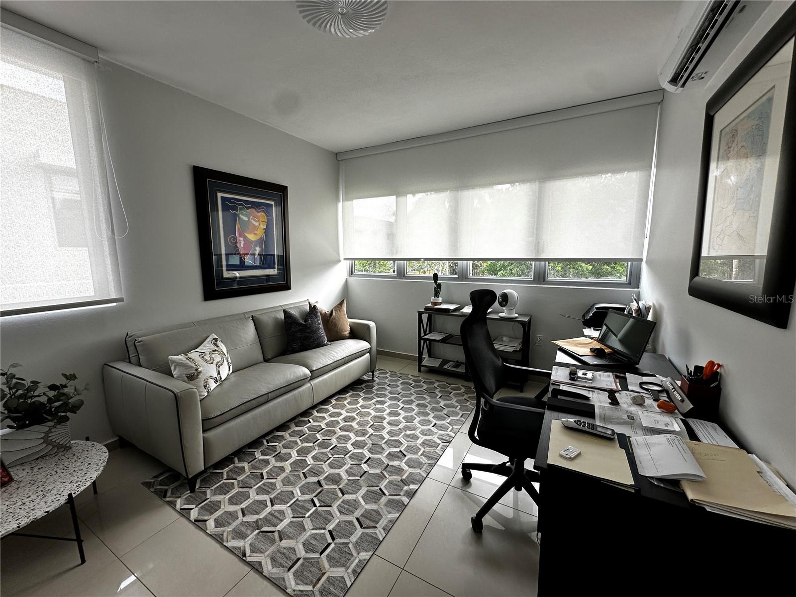 Senderos en Montehiedra AMBAR #86