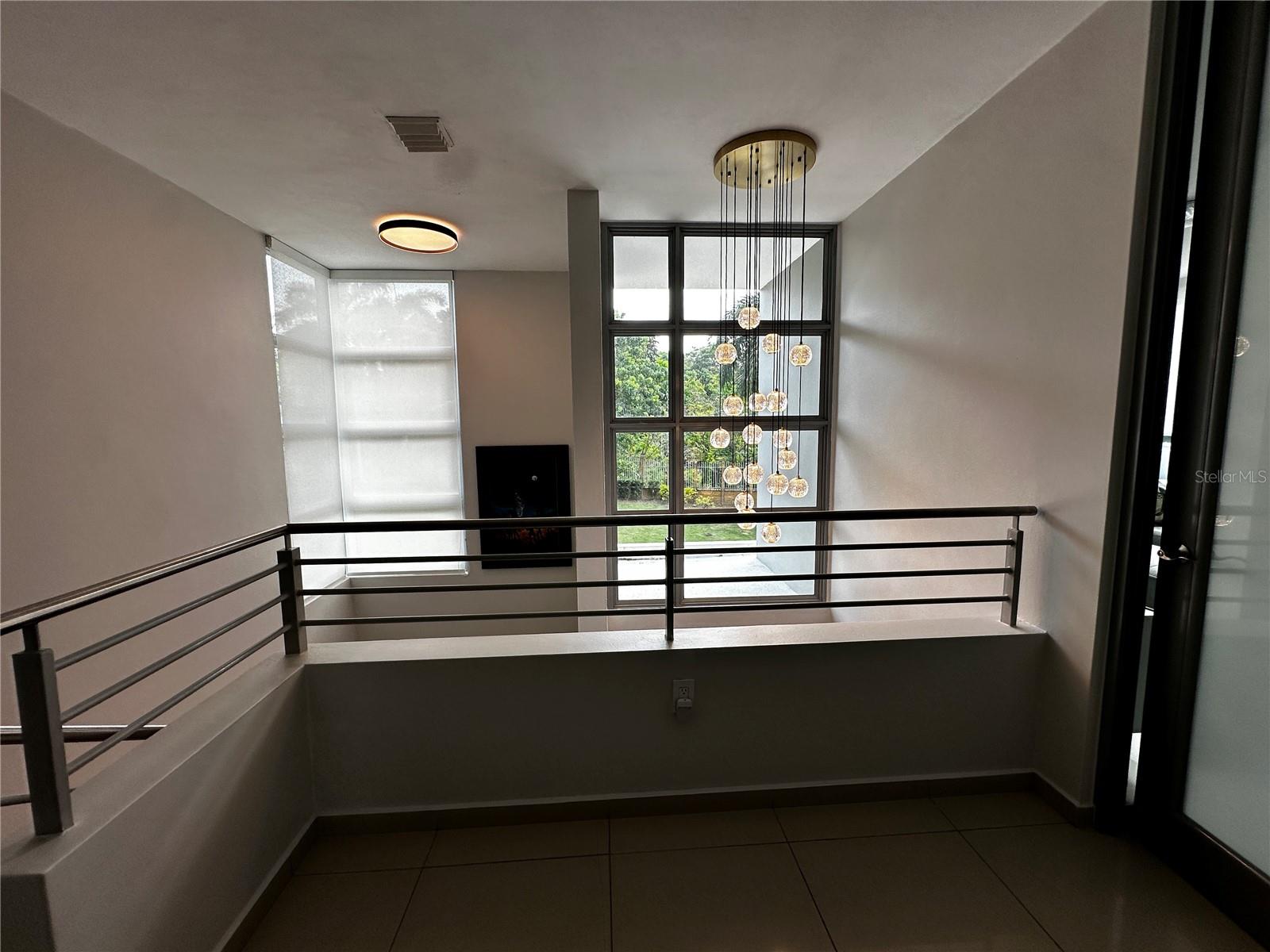 Senderos en Montehiedra AMBAR #86