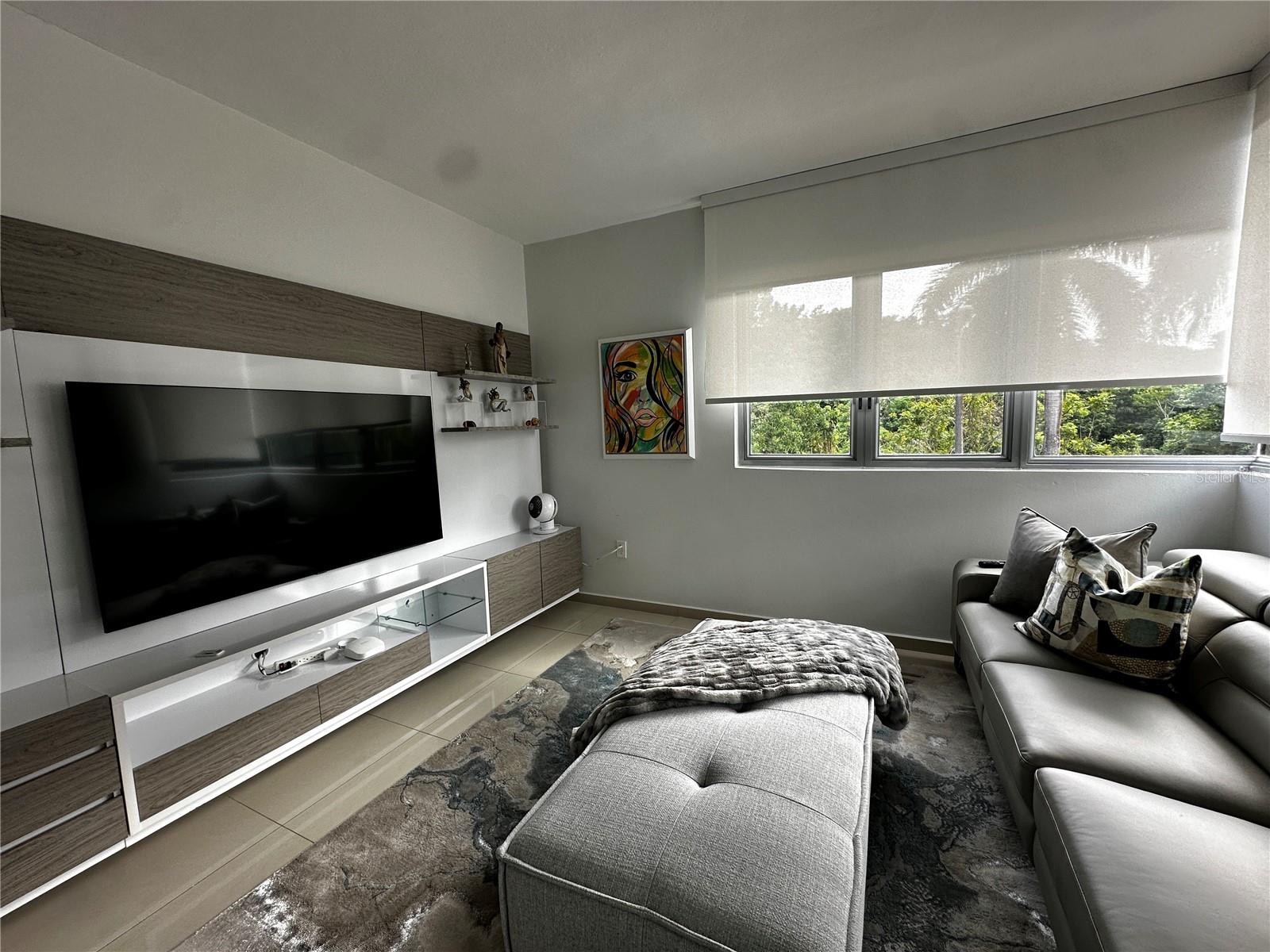 Senderos en Montehiedra AMBAR #86