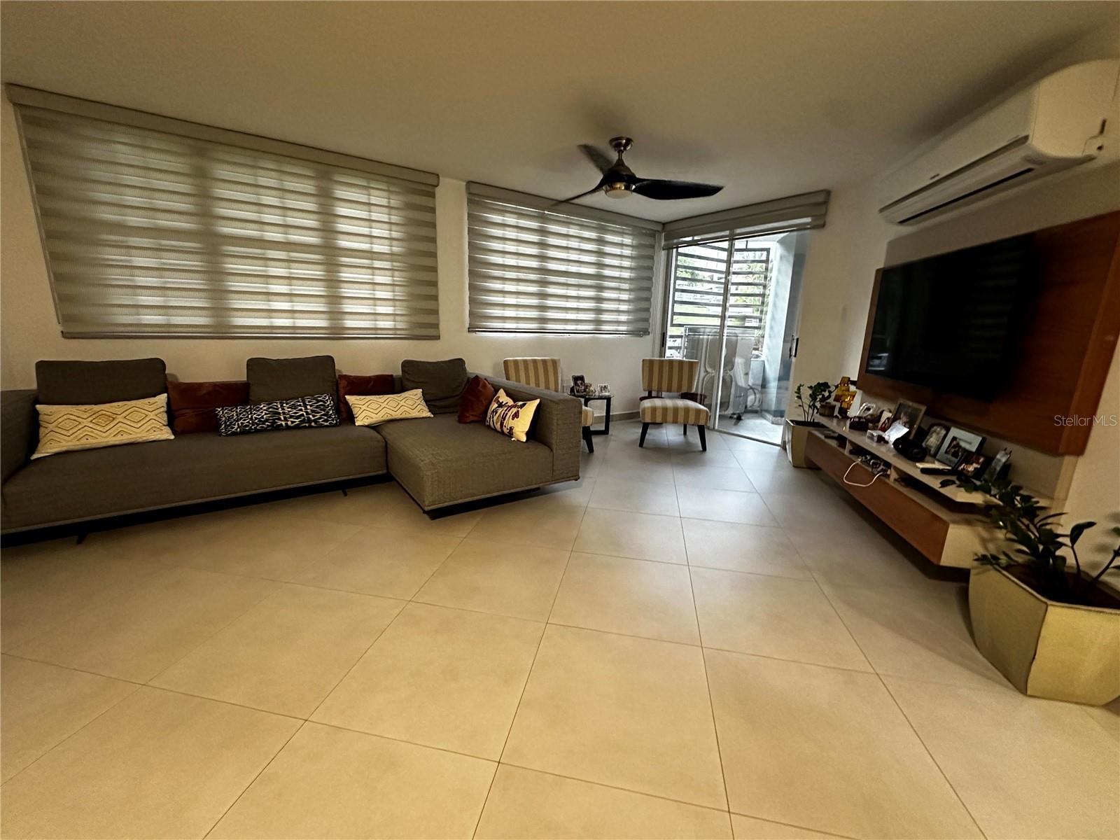 1500 AVENIDA LOS ROMEROS