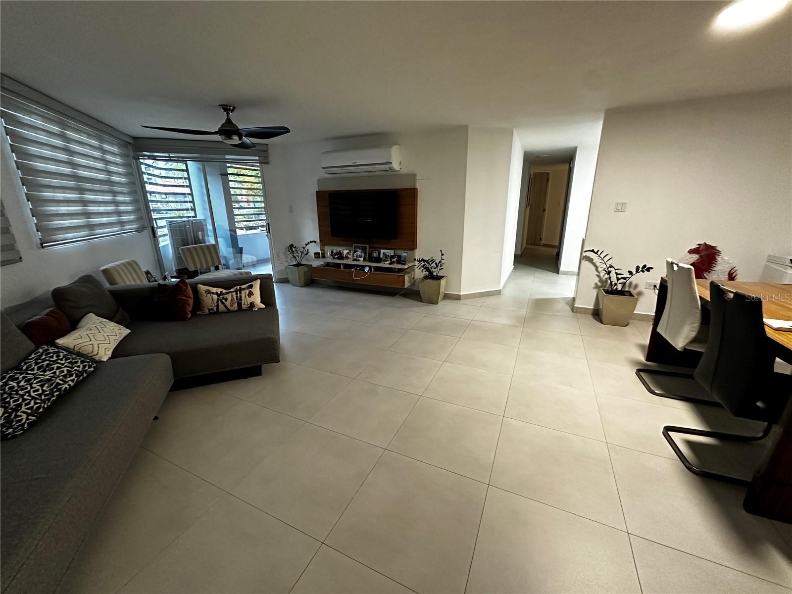 1500 AVENIDA LOS ROMEROS