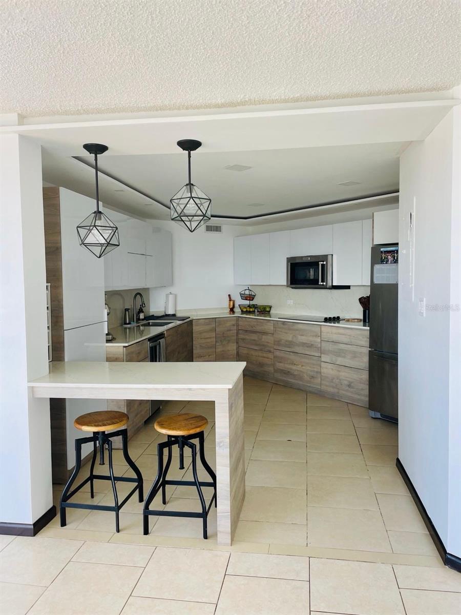 902 PONCE DE LEON AVE #PH