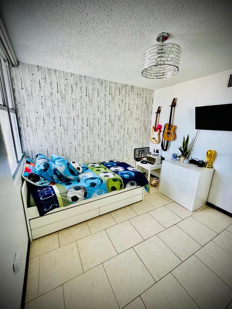 902 PONCE DE LEON AVE #PH