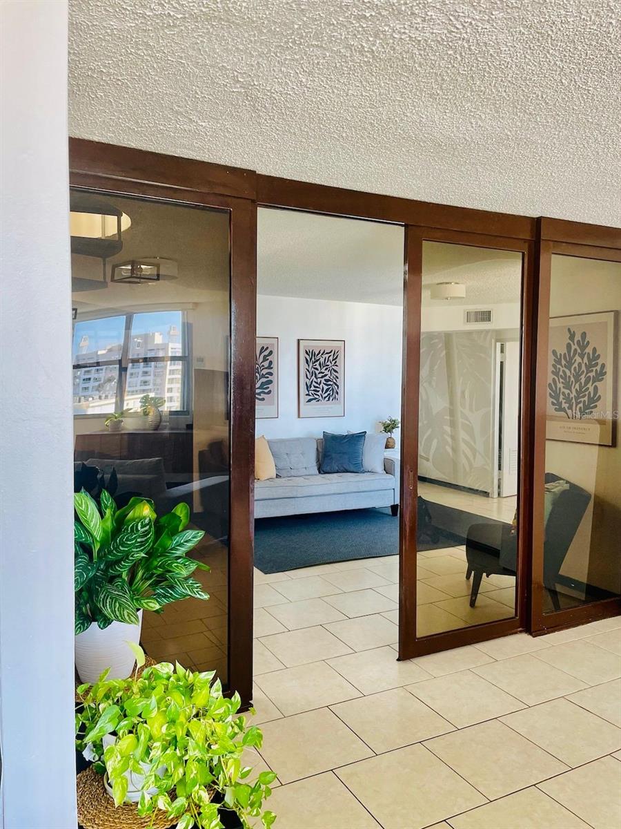 902 PONCE DE LEON AVE #PH