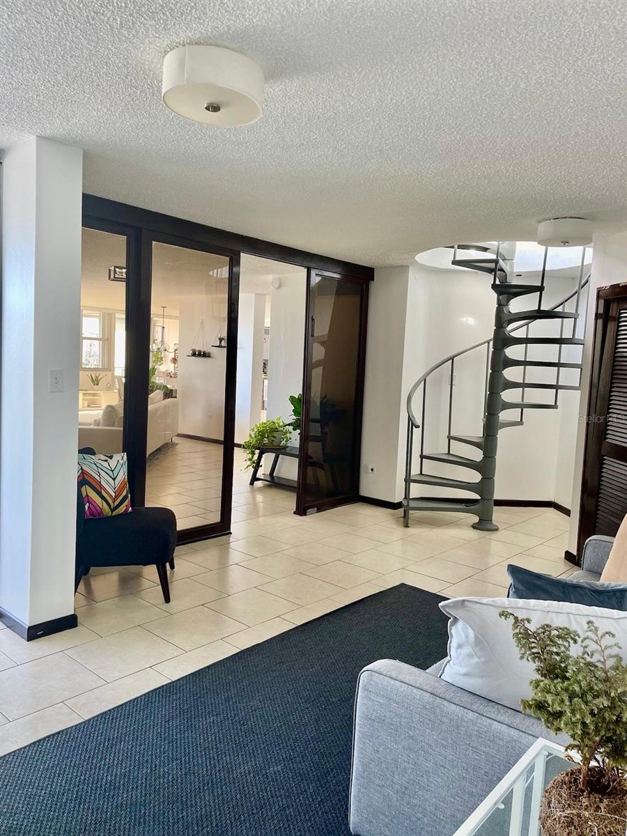 902 PONCE DE LEON AVE #PH